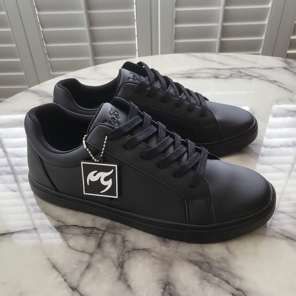 Fuego Dance Sneakers All Black Low Top Men's 10.5 Women's 11.5